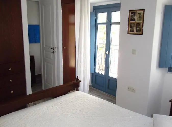 Magnificent Traditional House In The Centre Of Naxos 度假居 *