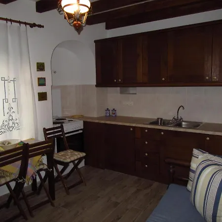 Magnificent Traditional House In The Centre Of Naxos *